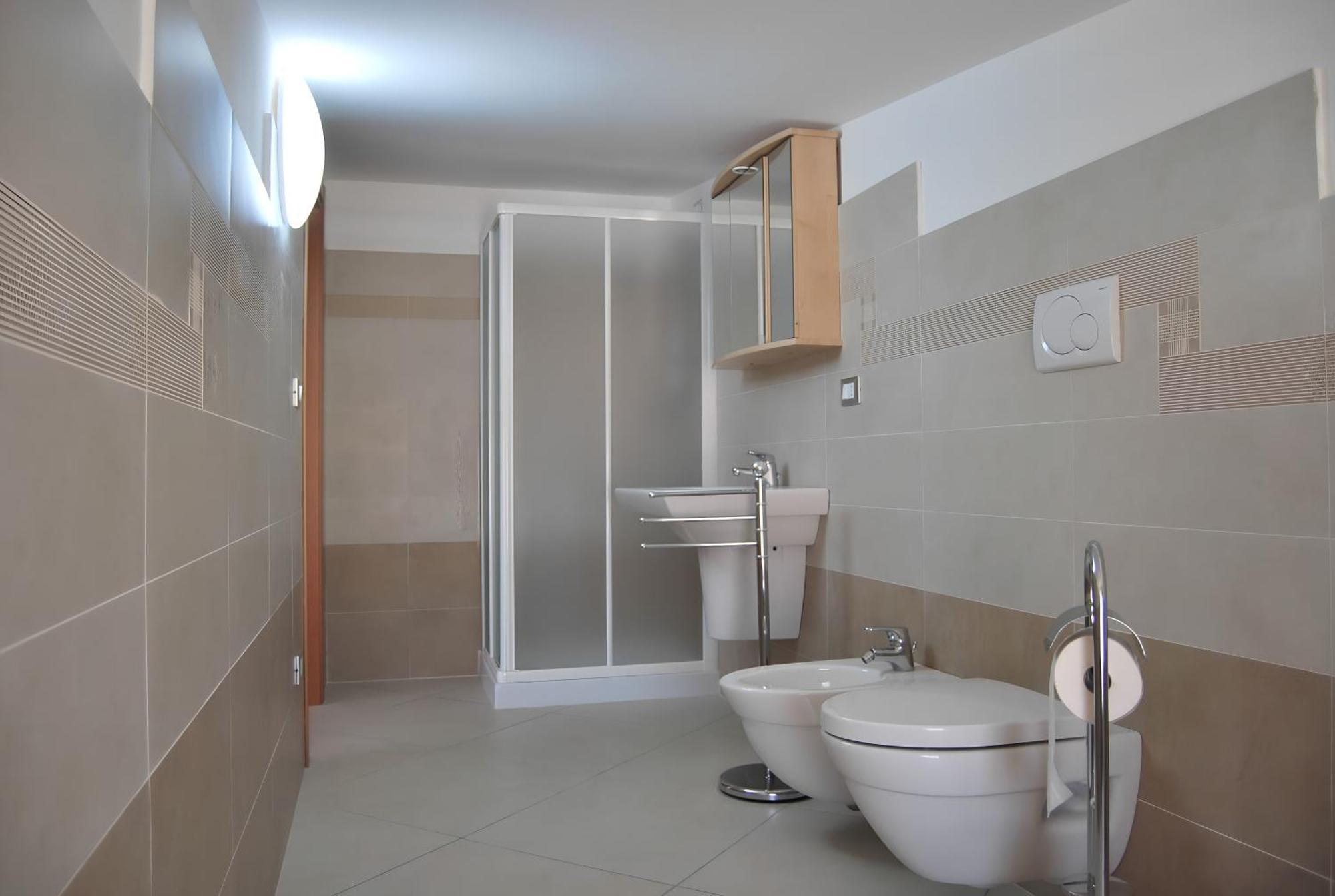 Eu Ropa Hotel Nereto Dış mekan fotoğraf